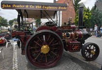 Der Dampftraktor  Enterprise  stand Anfang Juli 2019 in der Innenstadt von Altenbeken.