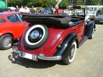 Heckansicht eines Mercedes Benz W136 VI D, gebaut in den Jahren von 1951 bis 1952. Oldtimertreffen Industriemuseum Ennepetal am 04.08.2019.