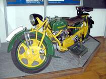 Riesengro� und urig schwer d�rfte diese B�hmerland von 1937 sein. Augustusburg 01.07.06