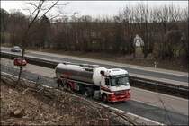 Actros 1843 der RBERG Spedition ist ebenfalls auf dem Heimweg nach Menden/Sauerland. (13.03.2009)