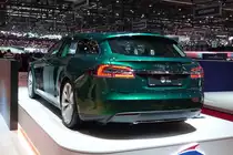 Tesla Model S, Karosserieumbau auf Kombi. Foto: Autosalon Genf, 2019.