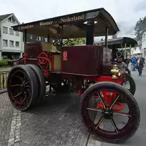 Der Dampftraktor  The Elephant  war im Juli 2019 in Altenbeken ausgestellt.