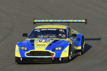 Aston Martin V12 GT3 (2012), beim 47. AvD - Oldtimer Grand Prix, 9.-11. August 2019 / Nürburgring, Rennen 11 Aston Martin Masters Endurance Legends. Aufnahme 10.8.2019 von einer Zuschauer- Tribühne