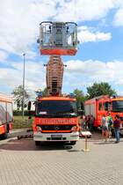 Feuerwehr Langenselbold Mercedes Benz Atego DLK am 18.08.19 beim Tag der offenen Tür 