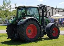 =Fendt Vario 720, ausgestellt bei der Traktorenaustellung der Fendt-Freunde Bad Bocklet im Juni 2019