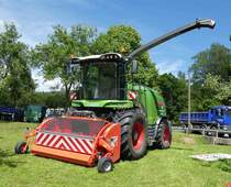 =Fendt-Feldhäcksler Katana 65, ausgestellt bei der Traktorenaustellung der Fendt-Freunde Bad Bocklet im Juni 2019