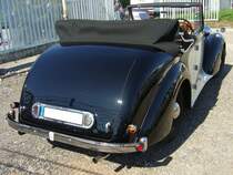 Heckansicht eines Daimler DB18 DHC aus dem Jahr 1940. Oldtimertreffen anlässlich des 150-jährigen Jubiläums des TÜV-Nord in Mülheim an der Ruhr.