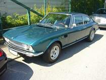 Fiat Dino Coupe, gebaut von 1966 bis 1972. Das Modell Dino war ein  Sondermodell  zum einhundertsten Geburtstag von Giovanni Agnelli (Signore Fiat). Es gab zwei Karosserievarianten: Coupe gezeichnet von Bertone und Spider gezeichnet von Pininfarina. Der Motor war grundsätzlich ein V6-motor und konnte mit einem Hubraum von 1.988 cm³ Hubraum und einer Leistung von 160 PS) oder 2.418 cm³ Hubraum mit 180 PS bestellt werden. Mülheim an der Ruhr am 24.08.2019.