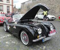 =Jaguar XK 120 OTS SE, Bj. 1954, steht in Fulda anl. der SACHS-FRANKEN-CLASSIC im Juni 2019