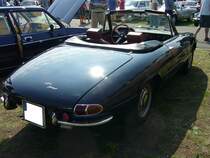 Heckansicht eines Alfa Romeo Duetto Spider, 1966 - 1969. Oldtimertreffen  Dreieckswiese  in Duisburg-Wedau am 25.08.2019.