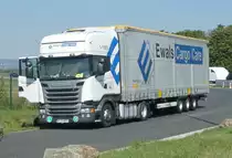 =Scania R 410-Sattelzug der Spedition EWALS, August 2019