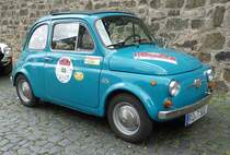 =Fiat 500 E, Bj. 1971, 500 ccm, 18 PS, gesehen in Fulda anl. der SACHS-FRANKEN-CLASSIC im Juni 2019