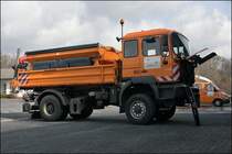 Auf dem Platz wurden am MAN FE360A einige Unterhaltungsarbeiten ausgefhrt. (13.02.2009)