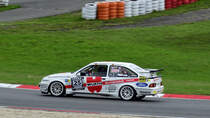 Ford Sierra RS 500 (1988), Fahrer:Hahne Armin, DE, und Schneider Volker. Qualifying zum Rennen 10, Tourenwagen Classic 47. AvD-Oldtimer-Grand-Prix 2019, Samstag 10.08.2019 von der Zuschauertribühne.