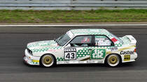BMW M3 E30 Gruppe A (1989), Fahrer:Feierabend Thomas, DE. Qualifying zum Rennen 10, Tourenwagen Classic 47. AvD-Oldtimer-Grand-Prix 2019, Samstag 10.08.2019 von der Zuschauertribühne.