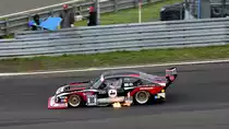 Ford Zakspeed Turbo Capri(DRM 1981), Fahrer: Mücke Peter und Stefan Mücke, Qualifying zum Rennen 10, Tourenwagen Classic 47. AvD-Oldtimer-Grand-Prix 2019, Samstag 10.08.2019 von der Zuschauertribühne.