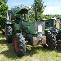 =Fendt Favorit 610, ausgestellt bei der Traktorenaustellung der Fendt-Freunde Bad Bocklet im Juni 2019