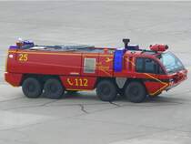 Flughafen Feuerwehrfahrzeug mit der Nr.25 in Dsseldorf am 14.3.2009