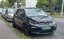 BMW i3 Facelift, gesehen in Pécs, Sommer, 2019