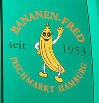 =Firmenlogo am MB Actros 1846 von BANANEN-FRED, September 2019