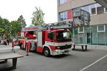 Feuerwehr Kronberg im Taunus Mercedes Benz Atego DLK 23/12 am 01.09.19 beim Tag der offenen Tür