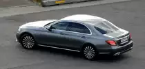 Mercedes Benz E350 am 17.06.19 in Reykjavik