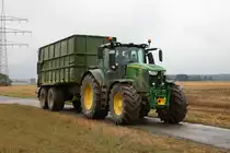 John Deere 6250 am 07.09.19 bei Frankfurt Bergen Enkheim 