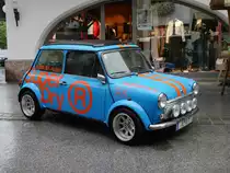 Diesen Austin-Mini mit Werbung für SuperDry sah ich in Seefeld in Tirol; 08.09.2019
