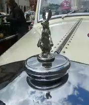 =Kühlerfigur des Railton Fairmile 3, Bj. 1937, 4200 ccm, 120 PS, gesehen in Fulda anl. der SACHS-FRANKEN-CLASSIC im Juni 2019