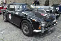 =Triumph TR 4A Roadster, gesehen in Fulda anl. der SACHS-FRANKEN-CLASSIC im Juni 2019