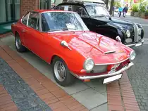 BMW 1600 GT, produziert in den Jahren 1967 und 1968. Diesem Coupe war es als einzigem Modell aus dem Nachlass der Firma Glas vergönnt, noch ein Jahr als BMW 1600 GT weiter gebaut zu werden. Die Front zierte jetzt allerdings die BMW-Niere. Der Motor, das Getriebe und die Hinterachse stammten jetzt vom BMW 1600 TI. Für einen Kaufpreis von DM 15.850,00 bekam man einen Sportwagen, der aus seinem Vierzylinderreihenmotor mit einem Hubraum von 1573 cm³ eine Leistung von 105 PS erbringt. Autoshow in Ibbenbüren am 22.04.2017.