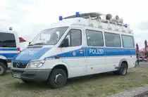 =MB Sprinter als Lautsprecherkraftwagen (LauKw) der Bundespolizei, eingesetzt beim Tag der offenen Tür anl. 60 Jahre Bundespolizei Standort Hünfeld für die Besucherlenkung, der Elternsuche, oder den Erklärungen bei verschiedenen Vorführungen. 09 - 2019 