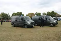 Zwei Bundespolizei Mercedes Benz Sprinter der BFE (Beweiss und Festnameeinheit) am 08.09.19 beim Tag der offenen Tür in Hünfeld 