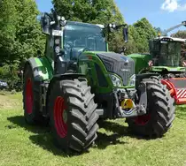 =Fendt Vario 720, ausgestellt bei der Traktorenaustellung der Fendt-Freunde Bad Bocklet im Juni 2019