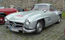 =MB 300 SL, Bj. 1955, 2996 ccm, 215 PS, steht in Fulda anl. der SACHS-FRANKEN-CLASSIC im Juni 2019