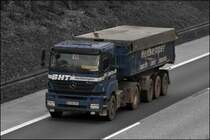 HEITKEMPER: Der Axor 1843 ist fr den Mittelstrecken-Fernverkehr (so ca. 500 Km) geeignet und wird warscheinlich bei HEITKEMPER auch dafr eingesetzt. Hier ist ein Axor bei Hagen unterwges. (13.03.2009)