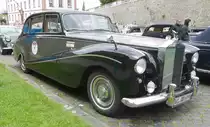 =Rolls-Royce Hooper Coach, Bj. 1957, 4887 ccm, 160 PS, rastet in Fulda anl. der SACHS-FRANKEN-CLASSIC im Juni 2019