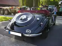 Heckansicht eines BMW 327/328 Cabriolet aus dem Jahr 1939. Oldtimertreffen des Oldtimerclubs Schermbeck am 22.09.2019 in Lühlerheim.