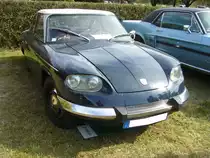 Panhard 24CT, gebaut von 1963 bis 1967. Dieses innovative Auto ist mit einem Zweizylinderboxermotor ausgerüstet, der aus einem Hubraum von 848 cm³ 60 PS leistet. Der gezeigte Wagen stammt aus dem Jahr 1965. Oldtimertreffen des Oldtimerclub Schermbeck am 22.09.2019 in Lühlerheim.