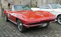 =Chevrolet Corvette Sting Ray C2, steht in Fulda anl. der SACHS-FRANKEN-CLASSIC im Juni 2019