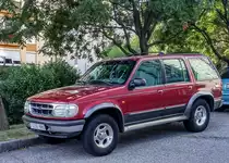 Ford Explorer der zweiten Generation, fotografiert in Pécs (HU), Sommer, 2019.