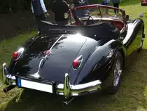 Heckansicht eines Jaguar XK 140 DHC. Oldtimertreffen des Oldtimerclubs Schermbeck am 22.09.2019 in Lühlerheim.