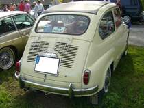 Heckansicht eines NSU-Fiat Jagst aus dem Jahr 1959. Oldtimertreffen des Oldtimerclubs Schermbeck am 22.09.2019 in Lühlerheim.