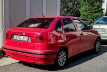 Rückansicht eines Seat Cordoba, aufgenommen in August, 2019. Standort: Pécs, HU.