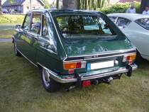 Heckansicht eines Renaut 16 TS. 1965 - 1980. Hier wurde ein Modell ab Oktober 1970 abgelichtet. Dieses ist an der Form der Rückleuchten erkennbar. Oldtimertreffen des Oldtimerclubs Schermbeck am 22.09.2019 in Lühlerheim.