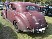 Heckansicht eines unrestaurierten Mercedes Benz W136 IV 170S. Oldtimertreffen des Oldtimerclubs Schermbeck am 22.09.2019 in Lühlerheim.