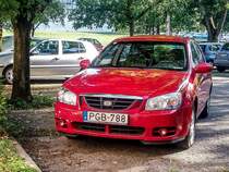 Kia Cerato, der Vorgänger des Kia Ceed, gesehen in Pécs (HU), Sommer, 2019.