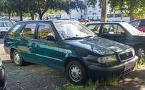 Skoda Felicia Kombi in grün, gesehen in Pécs (HU), Sommer, 2019.