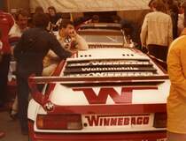 1979 Bergrennen Nuttlar im Fahrerlager - der leider fr�h verstorbene Markus H�ttinger mit seinem BMW M1