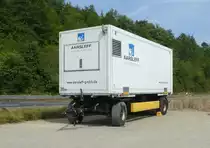 =Hänger der Firma AARSLEFF-Rohrsanierung steht anl. einer Kanalsanierung im Schlauchliningverfahren in 36100 Petersberg, 07-2019